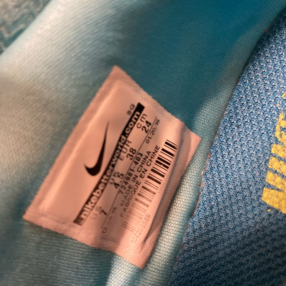 Nike Air MAX 90 Sneakers - Picture 6 of 8